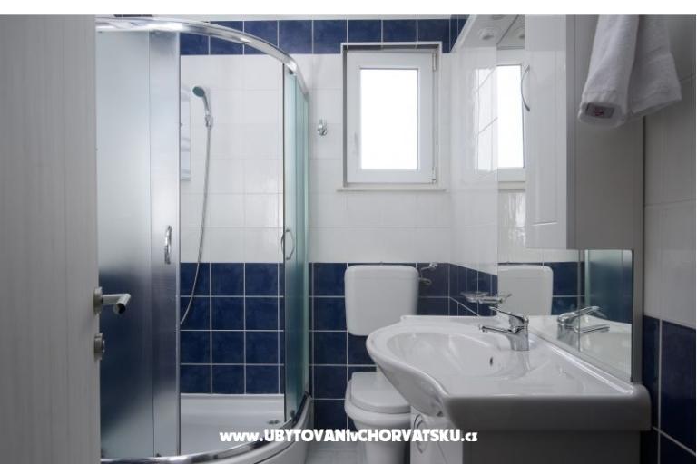 Apartmaji Kvesić – foto 12