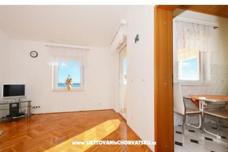 Apartmaji Lorna – foto 13