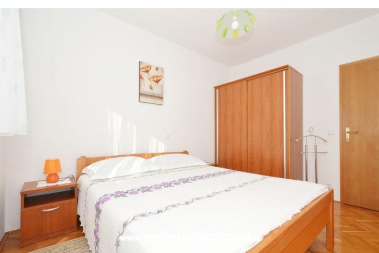 Apartmaji Lorna – foto 14