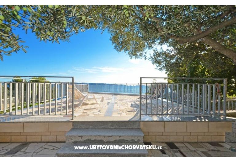 Apartmaji Lorna – foto 4