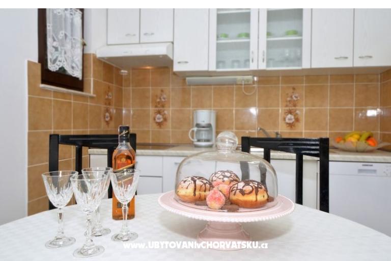 Apartmaji Marijana – foto 3