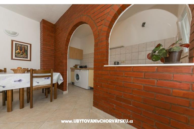 Apartmaji &amp; Sobe Marija – foto 5