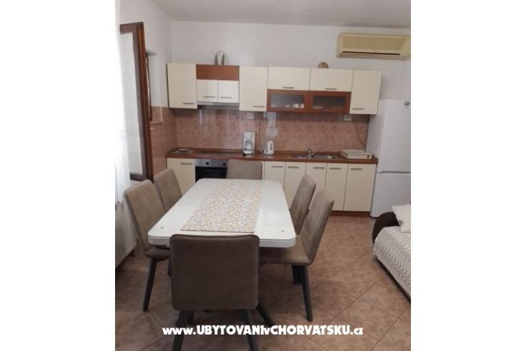 Apartmaji Santic – foto 15