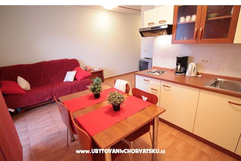 Apartmaji Stina – foto 11