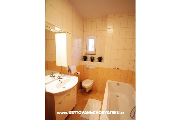 Apartmaji Stina – foto 12