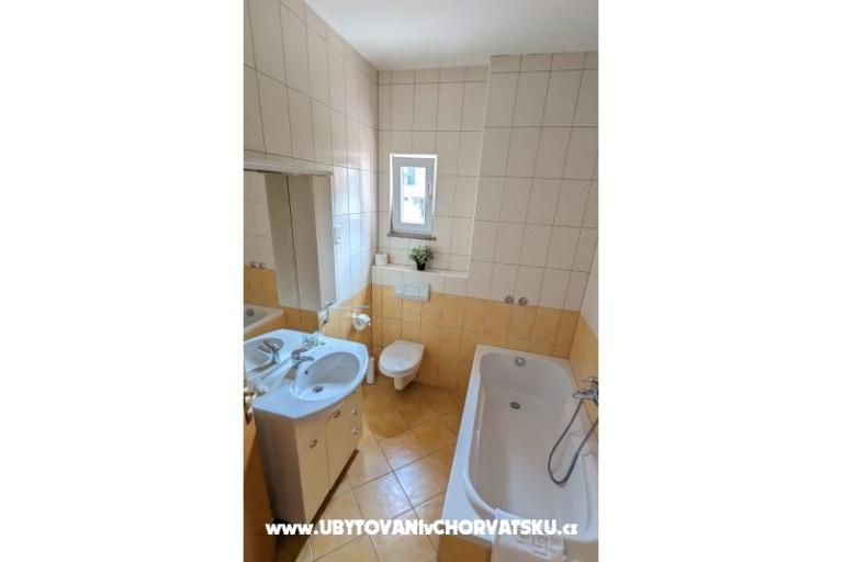 Apartmaji Stina – foto 18