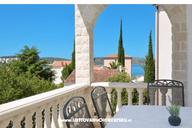 Apartmaji Two Lions – foto 11