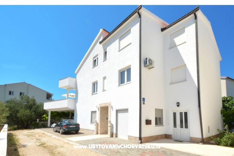 Apartmaji Two Lions – foto 5