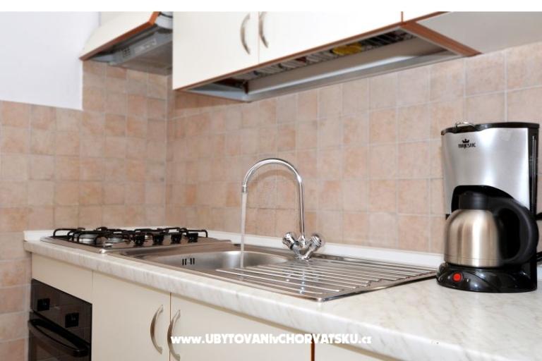 Apartmaji Two Lions – foto 8