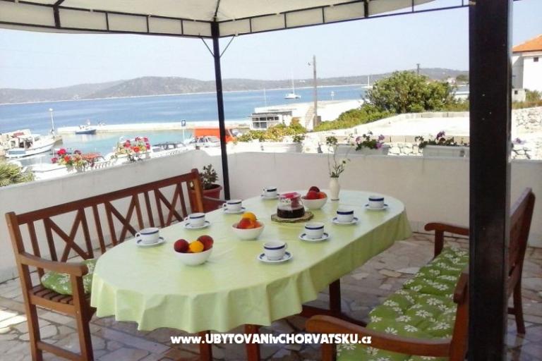 Apartmaji Villa Ana – foto 12