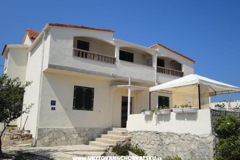 Apartmaji Villa Ana – foto 3