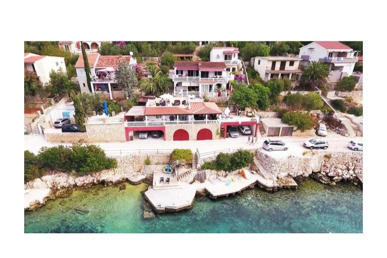 Apartmaji Villa Carmen – foto 12