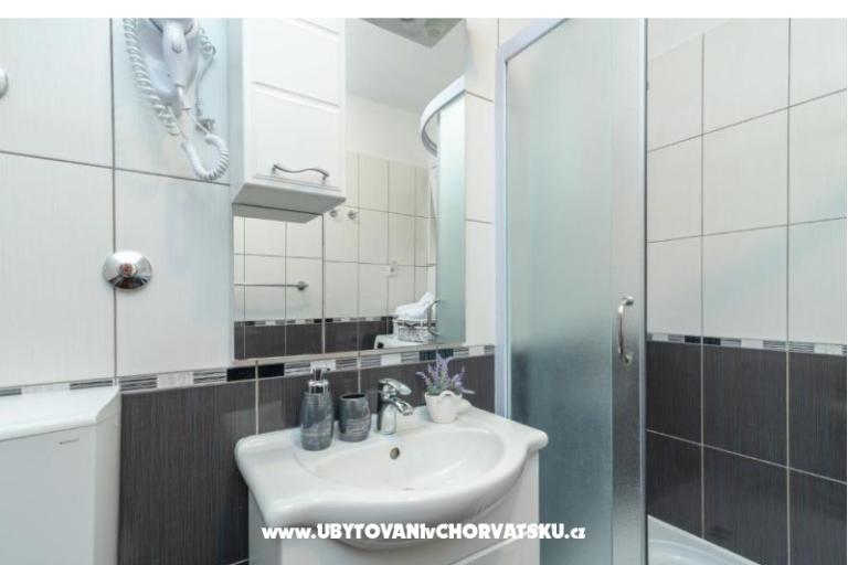 Apartmaji Villa Jelena – foto 6
