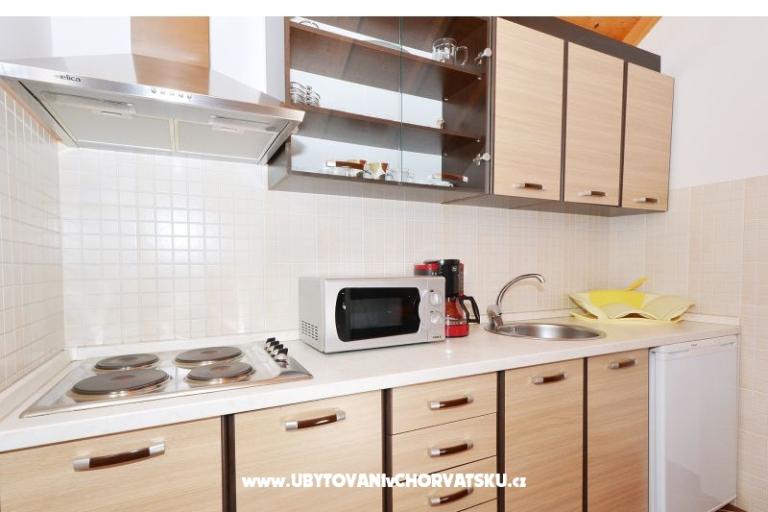 Apartmaji Villa Maslina – foto 13