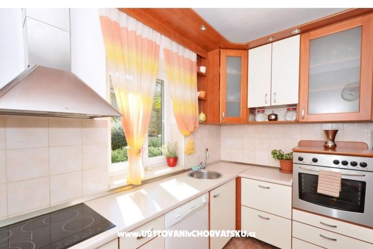Apartmaji Villa Maslina – foto 18
