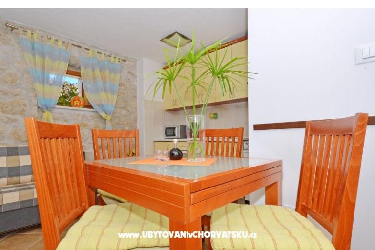 Apartmaji Villa Maslina – foto 8