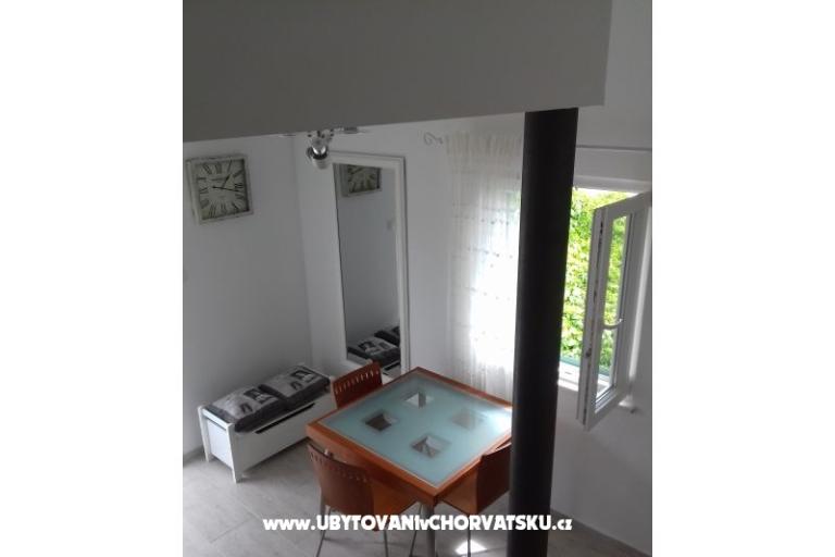 Nena Trogir, Slatine – foto 11