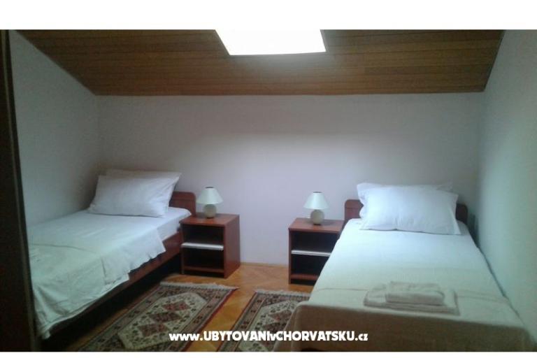  Apartmaji Ružmarin – foto 17