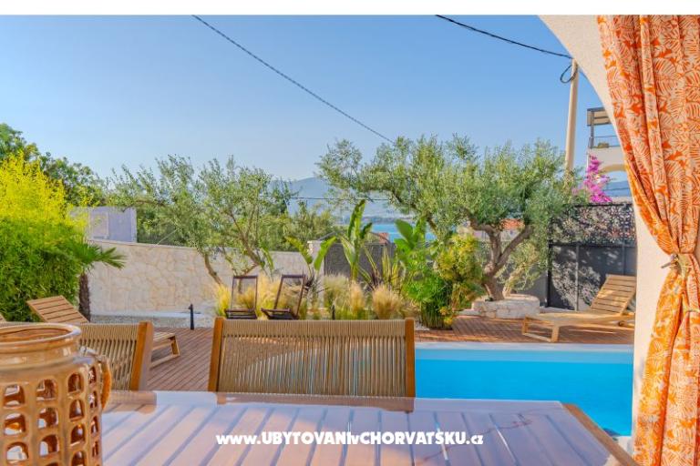 The Three Flowers Pool Hiša – foto 14