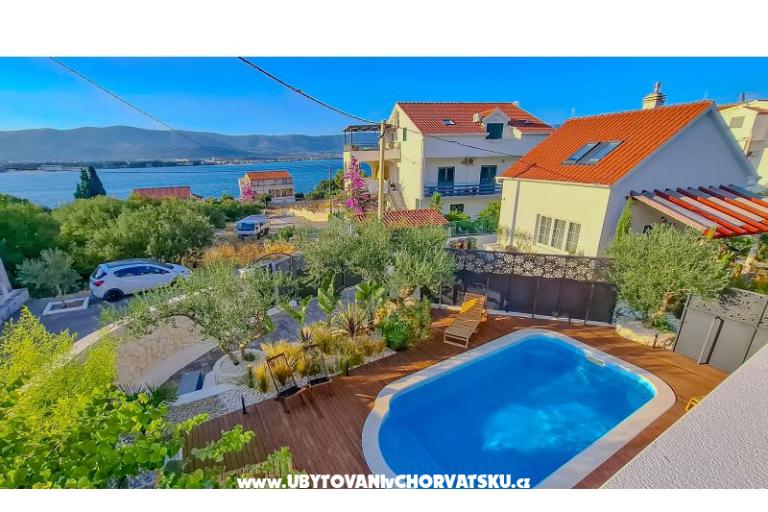 The Three Flowers Pool Hiša – foto 15
