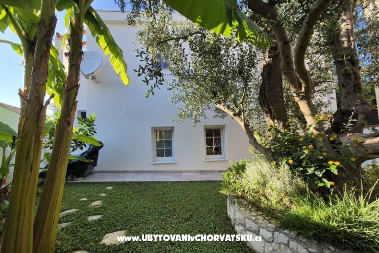 The Three Flowers Pool Hiša – foto 62