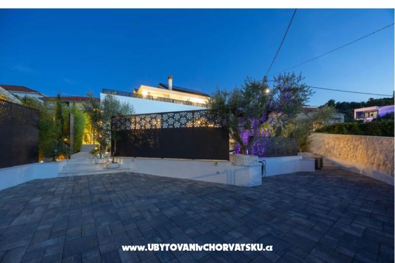 The Three Flowers Pool Hiša – foto 71