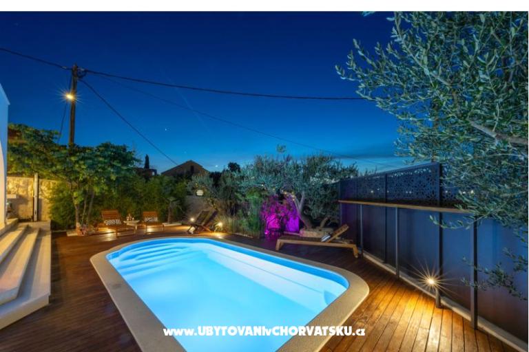 The Three Flowers Pool Hiša – foto 78