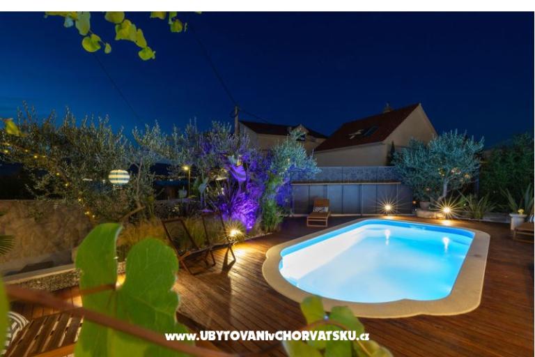 The Three Flowers Pool Hiša – foto 82