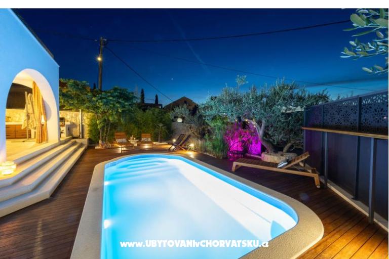 The Three Flowers Pool Hiša – foto 83