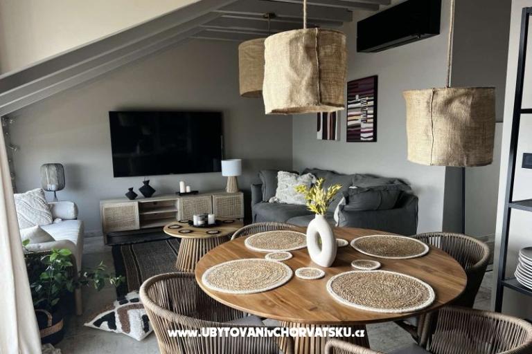 Vila Nautilus luxury Apartmaji – foto 16