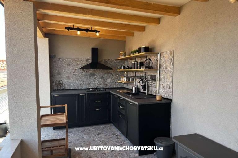 Vila Nautilus luxury Apartmaji – foto 17