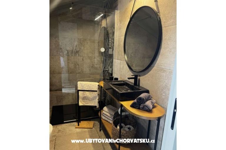 Vila Nautilus luxury Apartmaji – foto 7