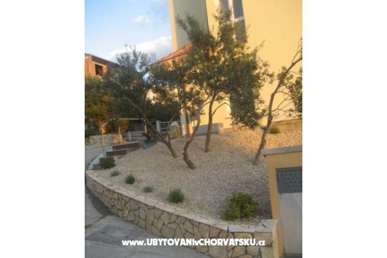 Apartmaji Amarilis – foto 11