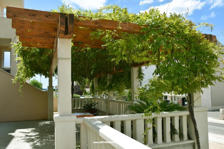 Apartmaji Stone  Tučepi  – foto 3