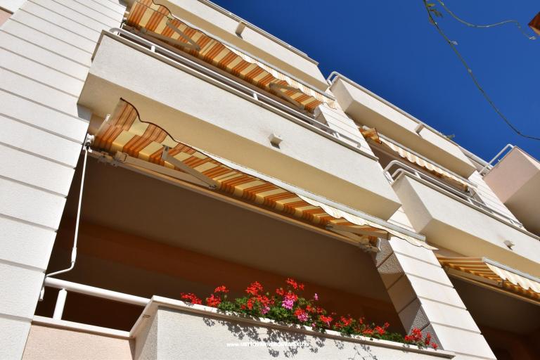 Apartmaji Stone  Tučepi  – foto 6