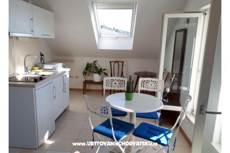 Apartmaji Čobrnić Kraj 75 – foto 8