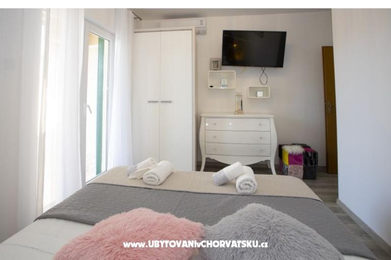 VILLA MILENKA - Apartmaji Gorana – foto 13