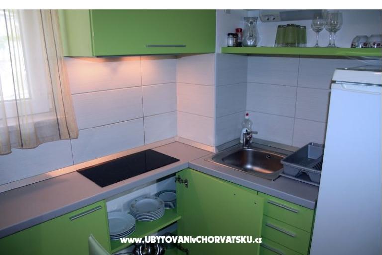 Apartmaji Tucepi Jakić – foto 4