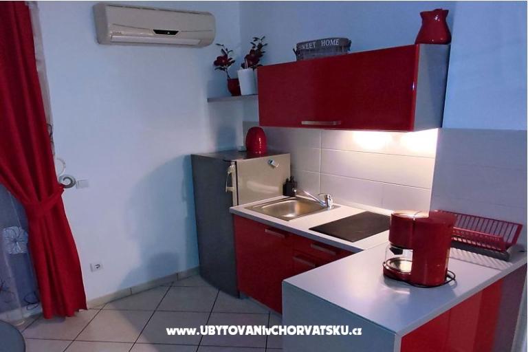 Apartmaji Tucepi Jakić – foto 9