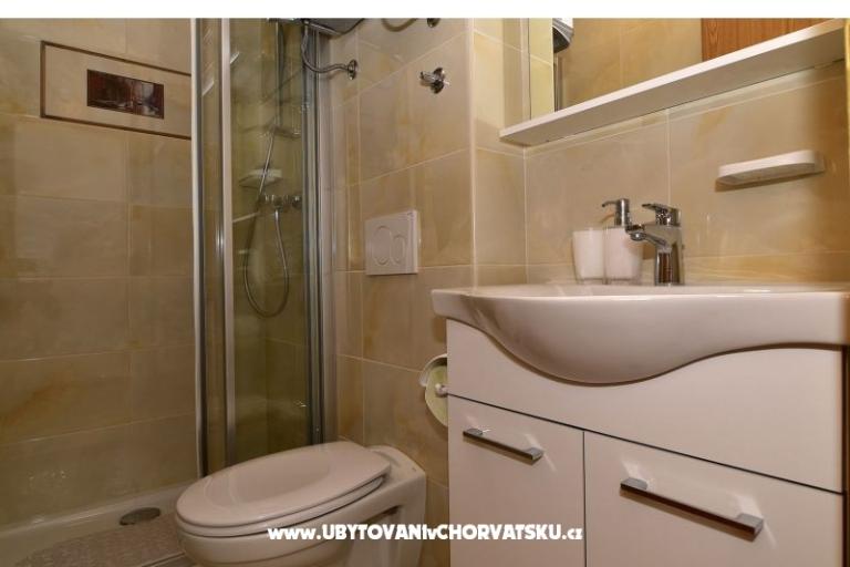 Apartmaji Kraj - Tučepi – foto 18