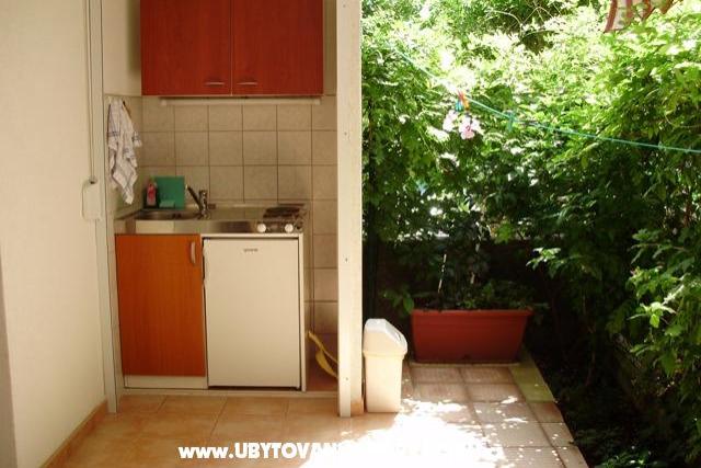 Apartmaji Tri palme – foto 2