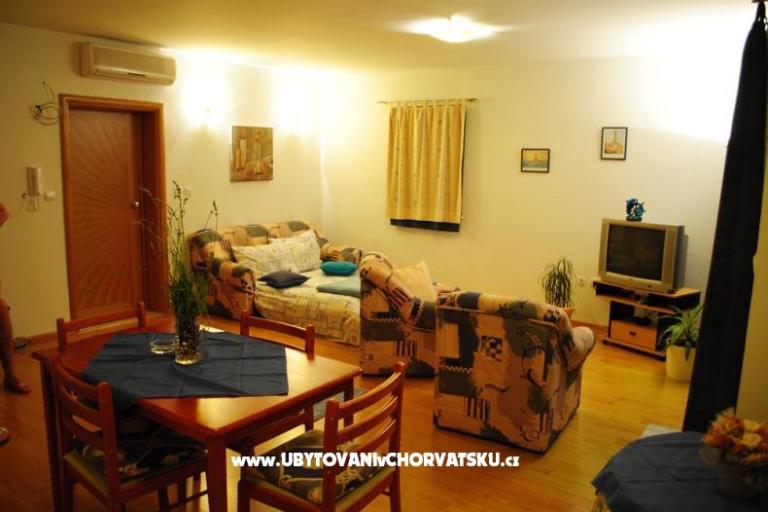 Apartmaji Zelic Tucepi – foto 4