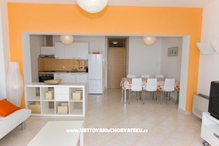 Apartmaji DIANA – foto 7
