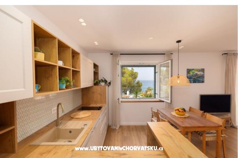 Beachfront Apartma NIVES – foto 3