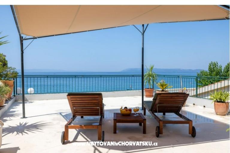 Beachfront Apartma NIVES – foto 33