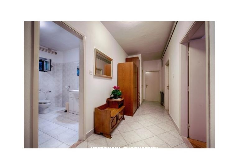 Čobrnić Sobe i Apartmaji – foto 9