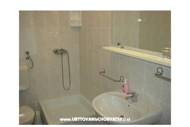 Apartmaji Holiday – foto 15