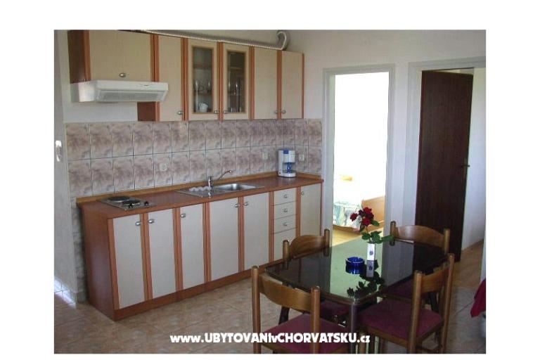 Apartmaji Holiday – foto 6