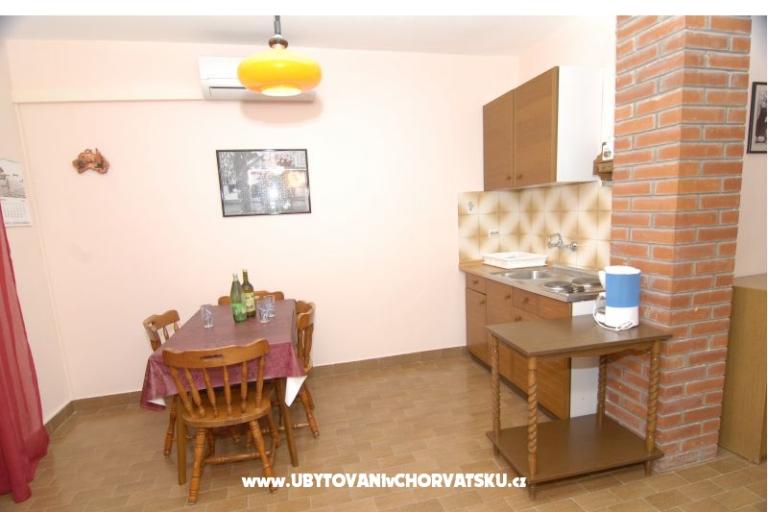 Apartmaji Lonić – foto 13
