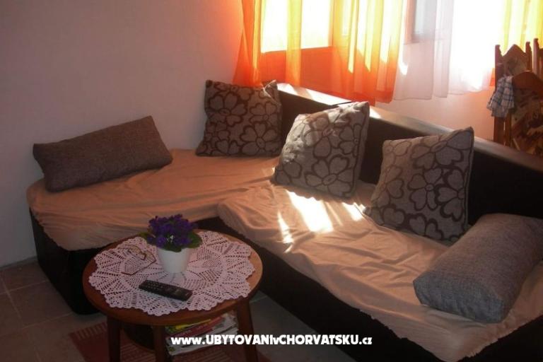Apartma Prznjak + boat – foto 10
